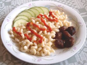 kottbullar makaroni